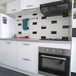 Charming Apt In Belleville
